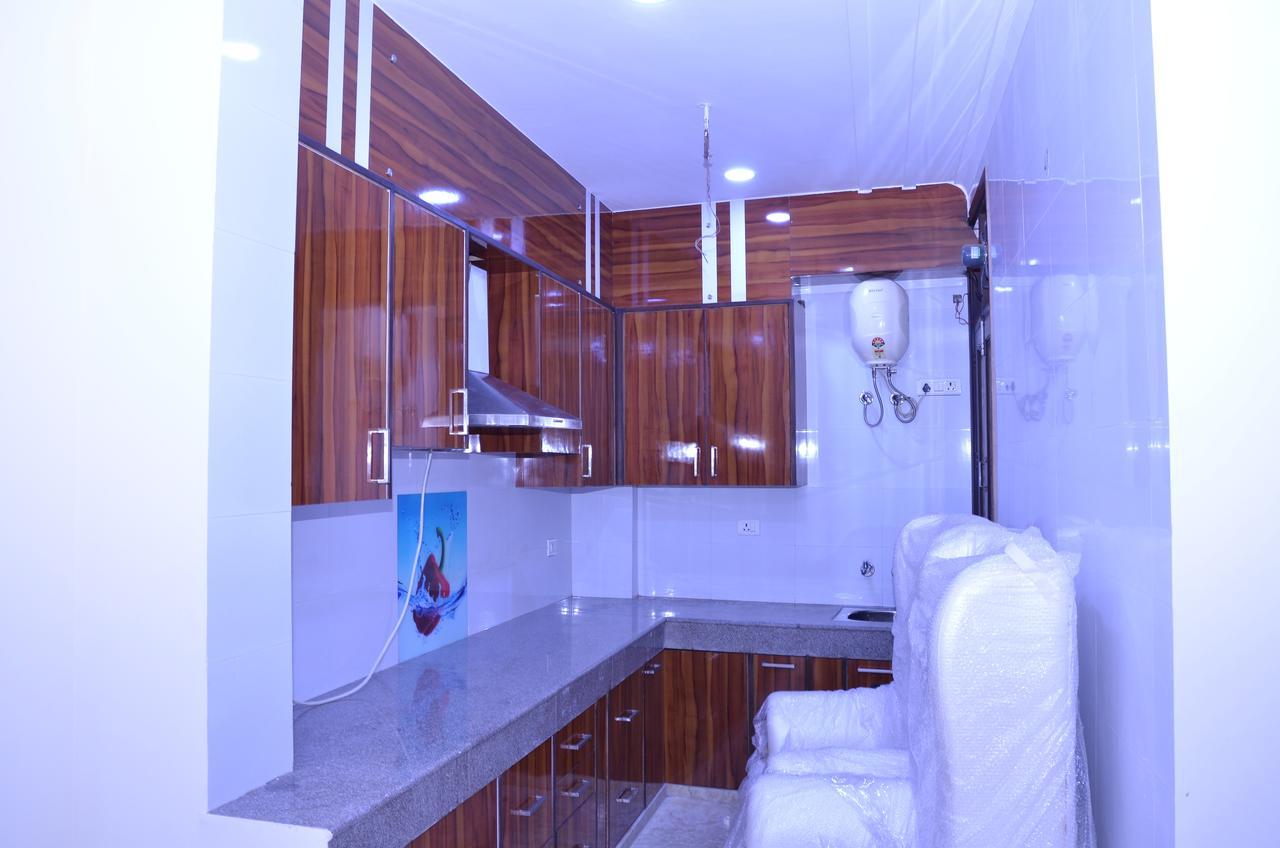 Hotel Royal International Yeni Delhi Dış mekan fotoğraf