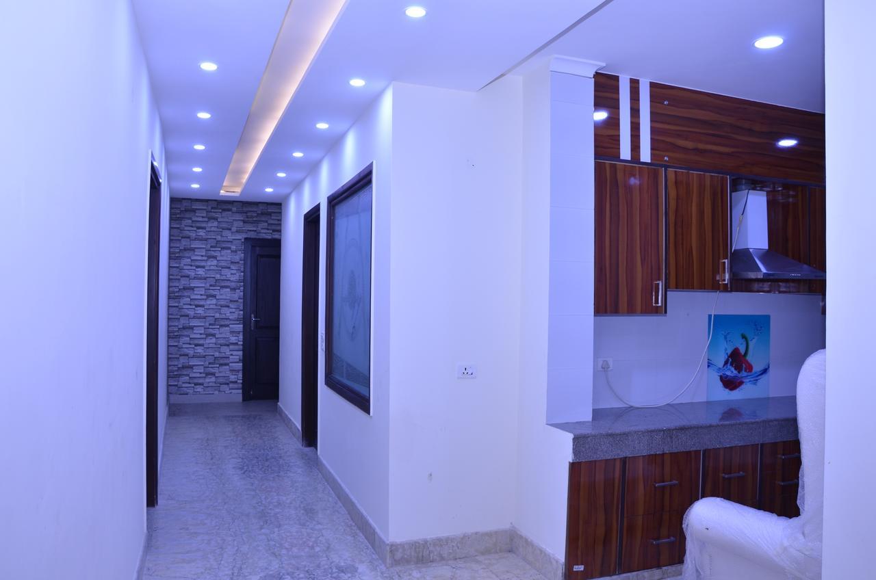 Hotel Royal International Yeni Delhi Dış mekan fotoğraf